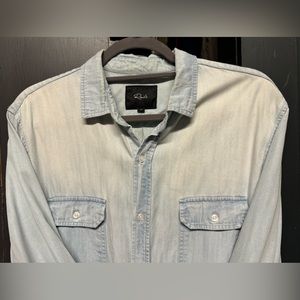 RAILS Brand — Rhet Washed Blue Shirt // Size Medium 
Washed Blue Chambray R/$248
